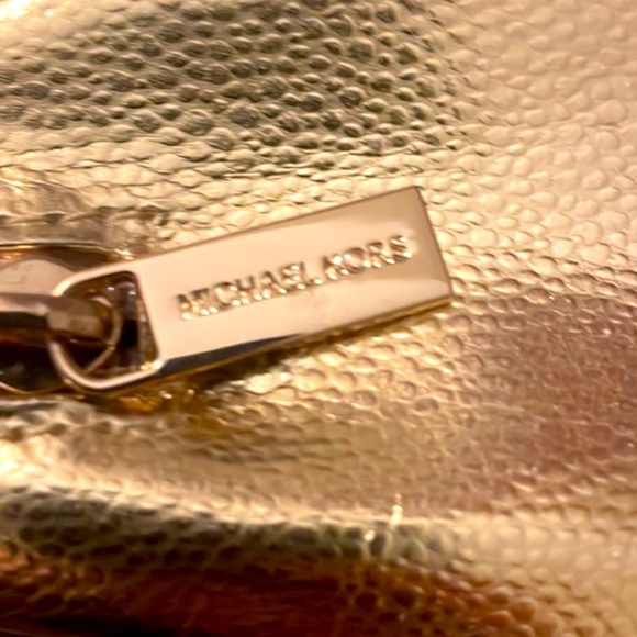 Michael Kors cosmetic bag - Picture 5 of 5